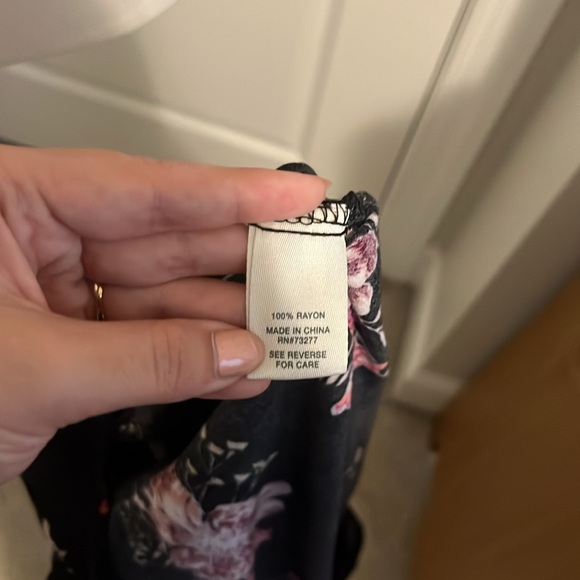 Mudd Black Floral Tie Front Top 💙 - Picture 5 of 5